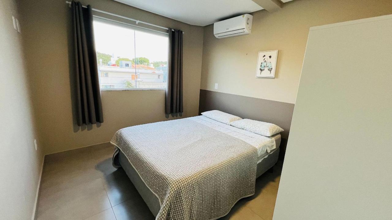 Residencial Tia Dilma Apartment Bombinhas Ngoại thất bức ảnh